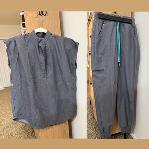 Figs Graphite Jogger Top Scrub Set